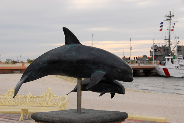 Orca sculpture - Malecon of La Paz