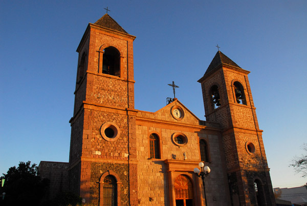 The original mission, Misión de Nuestra Señora del Pilar de La Paz Airapí was founded in 1720