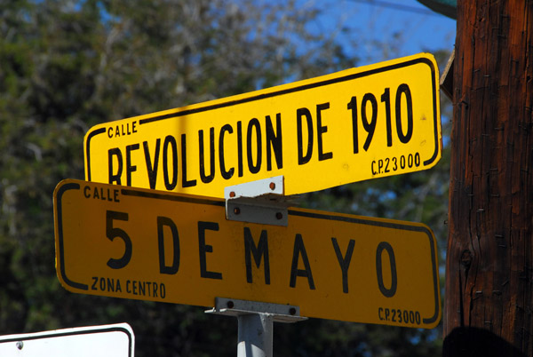 La Paz Zona Centro - Calle Revolucion de 1910 & Calle 5 de Mayo