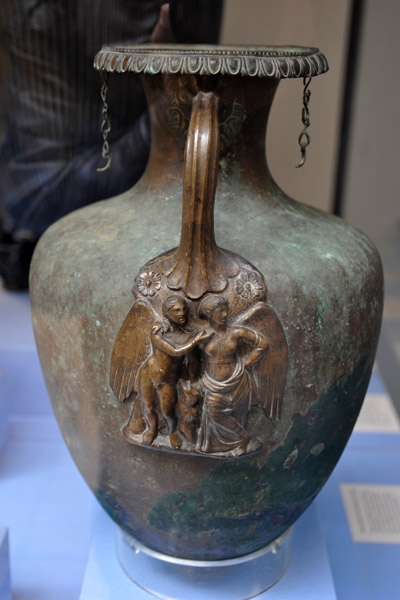 Hydria (water jar) ca 325-300 BC