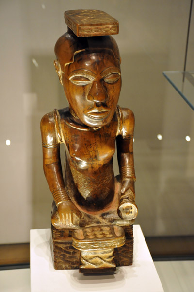 Ndop carving showing a king, Kuba-Bushoong people, D.R. Congo, 18th C.