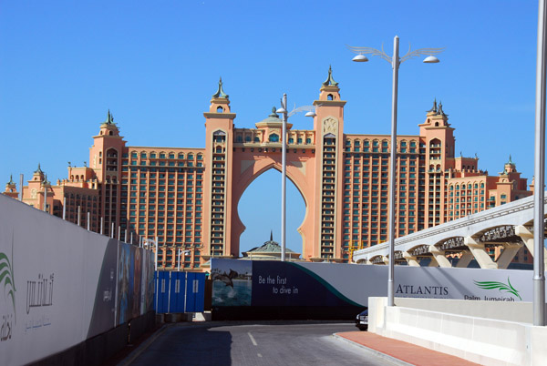 Atlantis the Palm in December 2008, shortly after opening