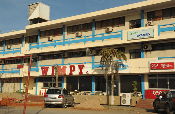 Another fast food chain in Luanda, Wimpy