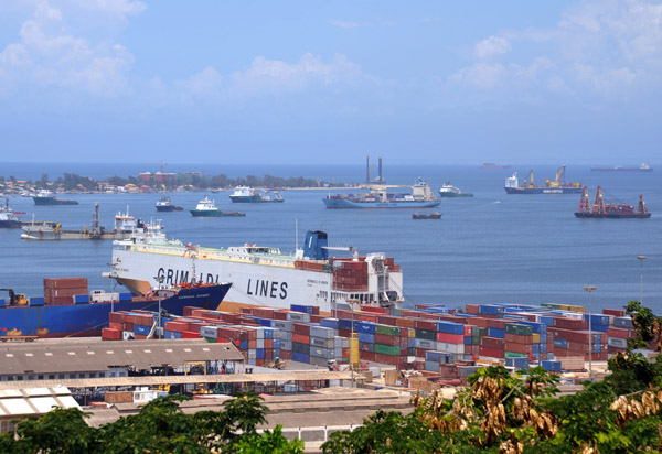 Port of Luanda - Grimaldi Lines Repubblica di Venezia and Carmania Express