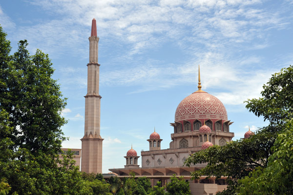 The minaret stands 116m tall, Masjid Putra, Putrajaya