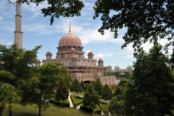 Putra Mosque through the trees near the PM's office