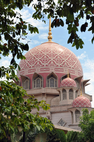 Main dome of Putra Mosque