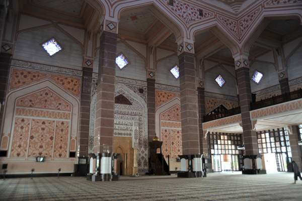 Interior of the Prayer Hall, Masjid Putra