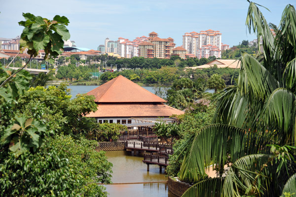 Putrajaya Seafood Restaurant at the Botanical Garden