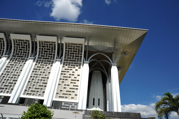 Masjid Besi - Iron Mosque, Putrajaya