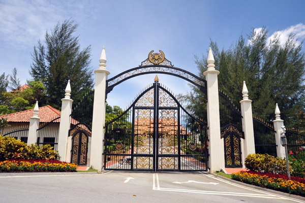 Gate to the Istana Melawati Palace