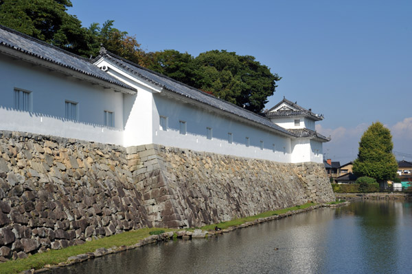 Tokugawa Ieyasu ordered the construction of Hikone Castle