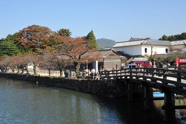 Footbridge across the Inner Moat, Hikone Castle