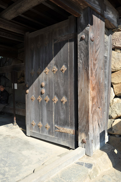 Solid wooden door, Hikone Castle