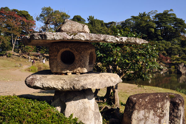 Stone lantern, Genkyu-en Garden, Hikone