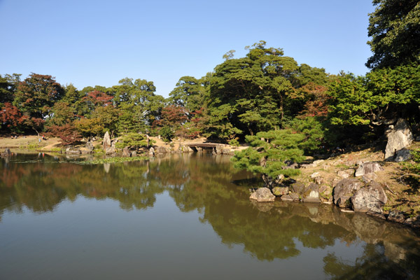 Still water, Gyenkyu-en Garden
