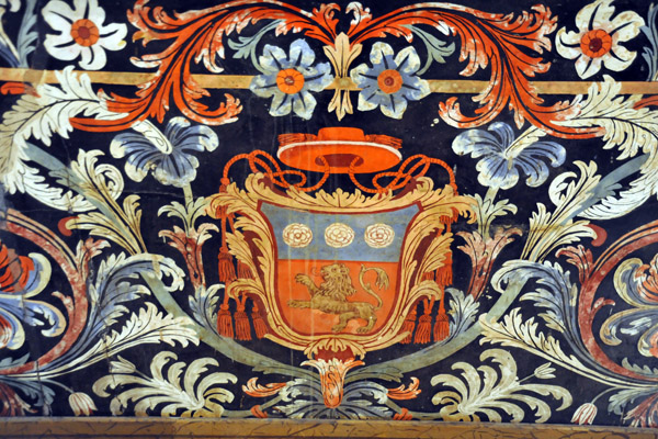 Coat of Arms of Cardinal ? on the left side alter in the Chapel of St. Francis