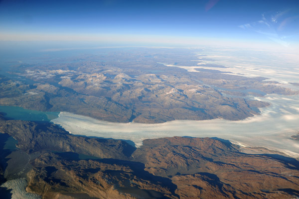 Glacier, southwest Greenland (N61 36/W048 13)
