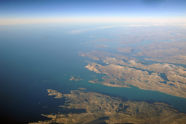 Southwest Greenland coast (N61 27)
