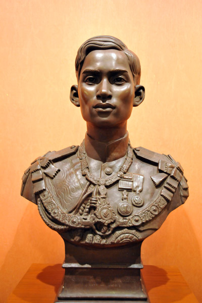 King Ananda Mahidol, Rama VIII