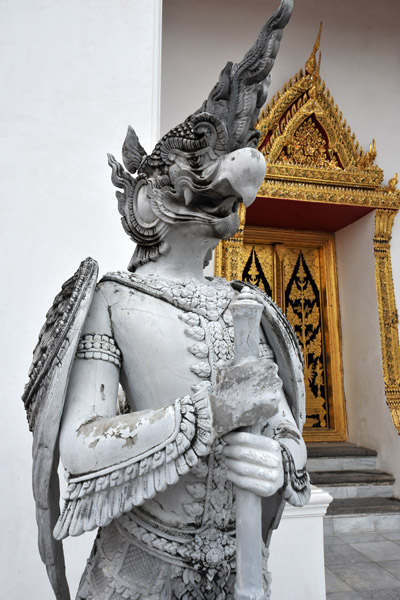 Guardian in front of the Buddhaisawan Chapel