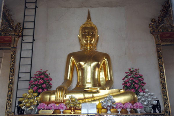 Shrine Hall (Vihara) of Wat Saket