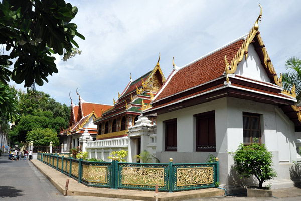 Monastic buildings south of the Golden Mount, Wat Saket
