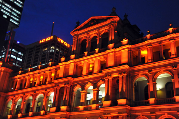 Brisbane Casino lit up at night