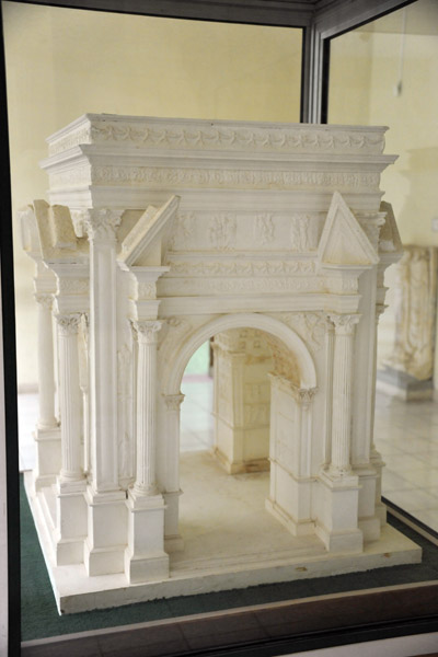 Model of the Arch of Septimus Severus