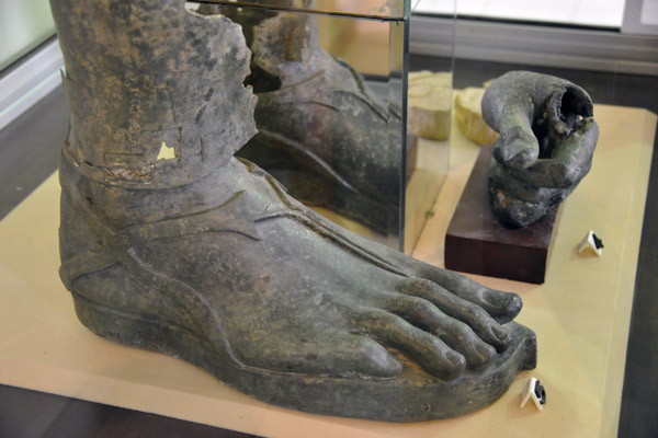 Colossal foot of a bronze statue of Septimus Severus, dedicated 212 AD, Hadrianic Baths fridigarium