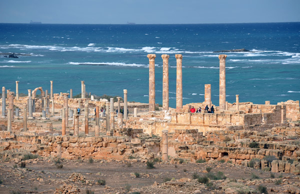 The Forum of Sabratha's tallest colums standing out against the blue Mediterranean Sea