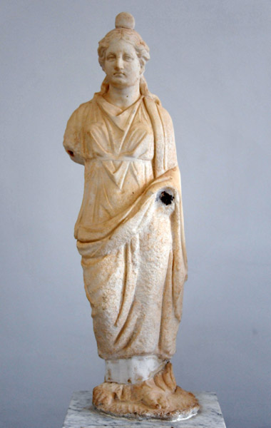 Female statue, Roman Museum