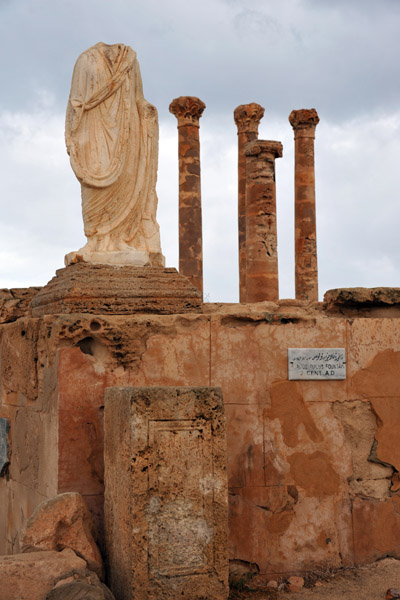 Statue of Flavius Tullus, Sabratha