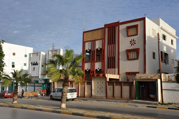 Main street of Al Khoms