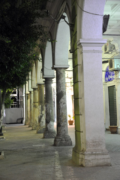 Arcades at night, Maydan Al-Jezayir