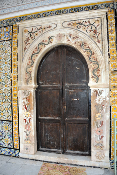 Prayer hall side door, Gurgi Mosque