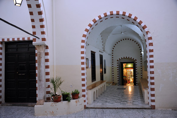 Passageway leading from the Ahmed Pasha Karamanli Mosque back to the souq - Tripoli