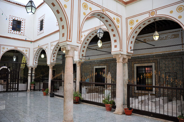 Large courtyard of Ahmed Pasha Karamanli Mosque