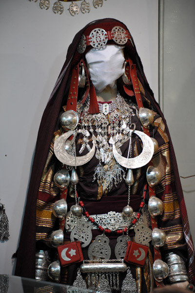 Traditional Libyan women's wedding dress