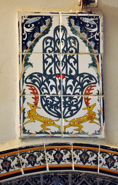 6-part tile work of the Hand of Fatima, Tripoli Medina