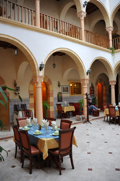 Courtyard, Zamit Hotel