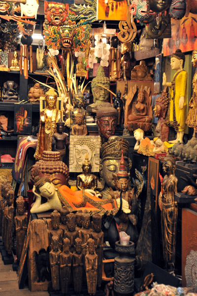 Shop full of Buddhas, Bangkok