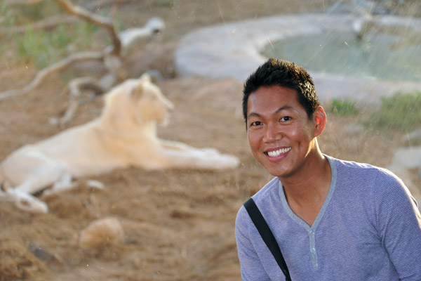Dennis and a White Lion - Al Ain Wildlife Park