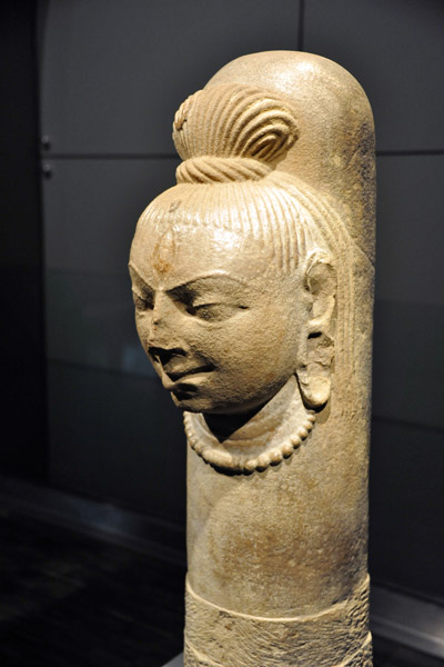 One-faced linga, approx 400-450, Madhya Pradesh