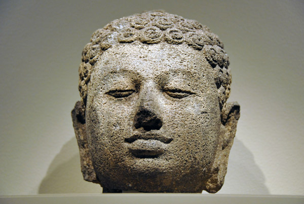 Head of a Buddha image, central Java, 800-850