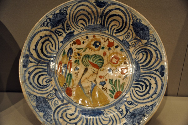 Kubachi-ware bowl, Iran, 1550-1650