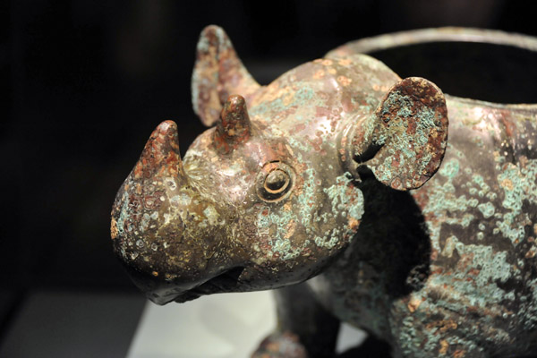 Ritual vessel in the shape of a rhinoceros, Shang Dynasty, ca 1100-1050 BC
