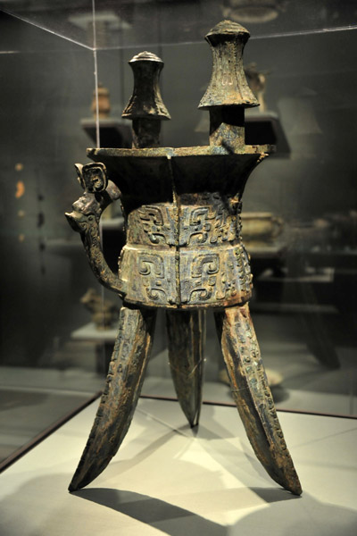 Ritual wine vessel, Shang Dynasty, ca 1300-1050 BC