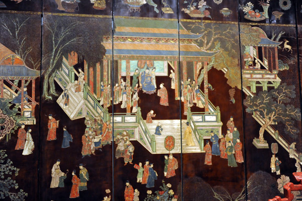 Detail of the 12 panel wooden screen Prosperity in an imperial palace, 1670