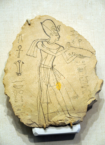 Ostrakon with a king burning incense, XIX Dynasty, Ramesses II, 1279-1212 BC